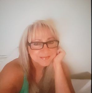 Meet your Posher, Sandy